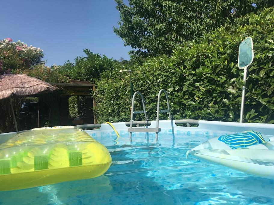 サルツァーナLe Rose , Relax In Casolare Del 1700アパートメント エクステリア 写真
